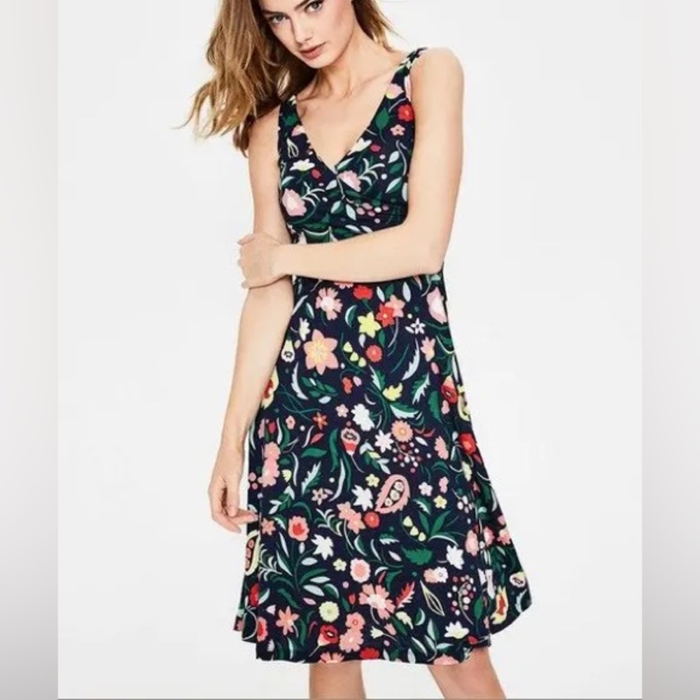 Boden | Willa Floral V-Neck Dress